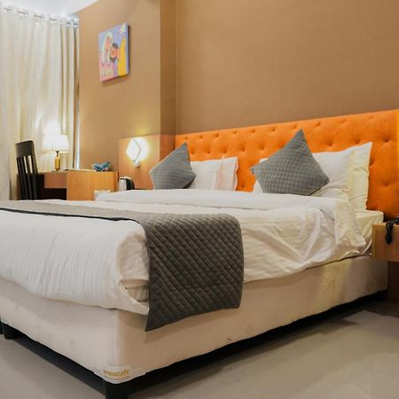 Hotel Downtown Gandhinagar Luaran gambar