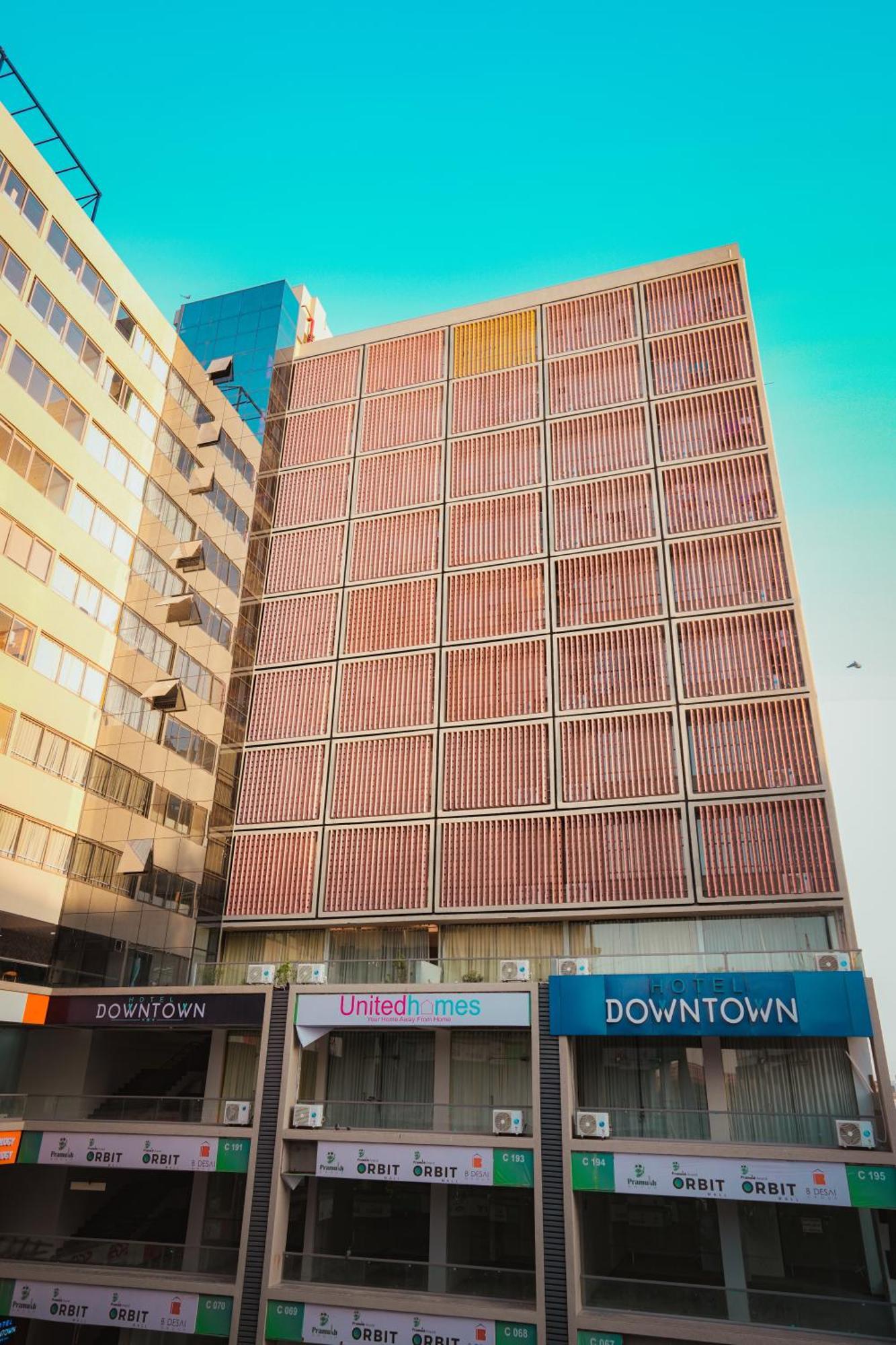 Hotel Downtown Gandhinagar Luaran gambar